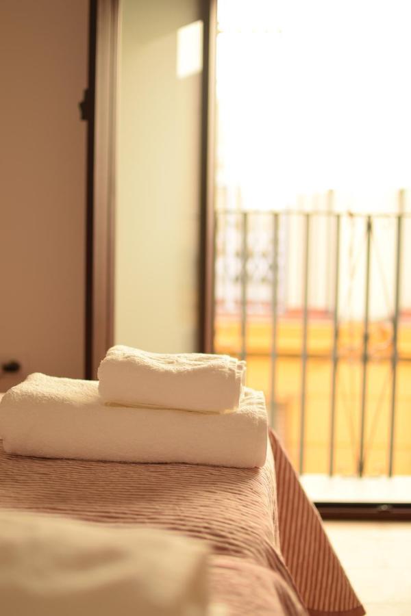 Arraviata Pe Apartment เซบีญา ภายนอก รูปภาพ