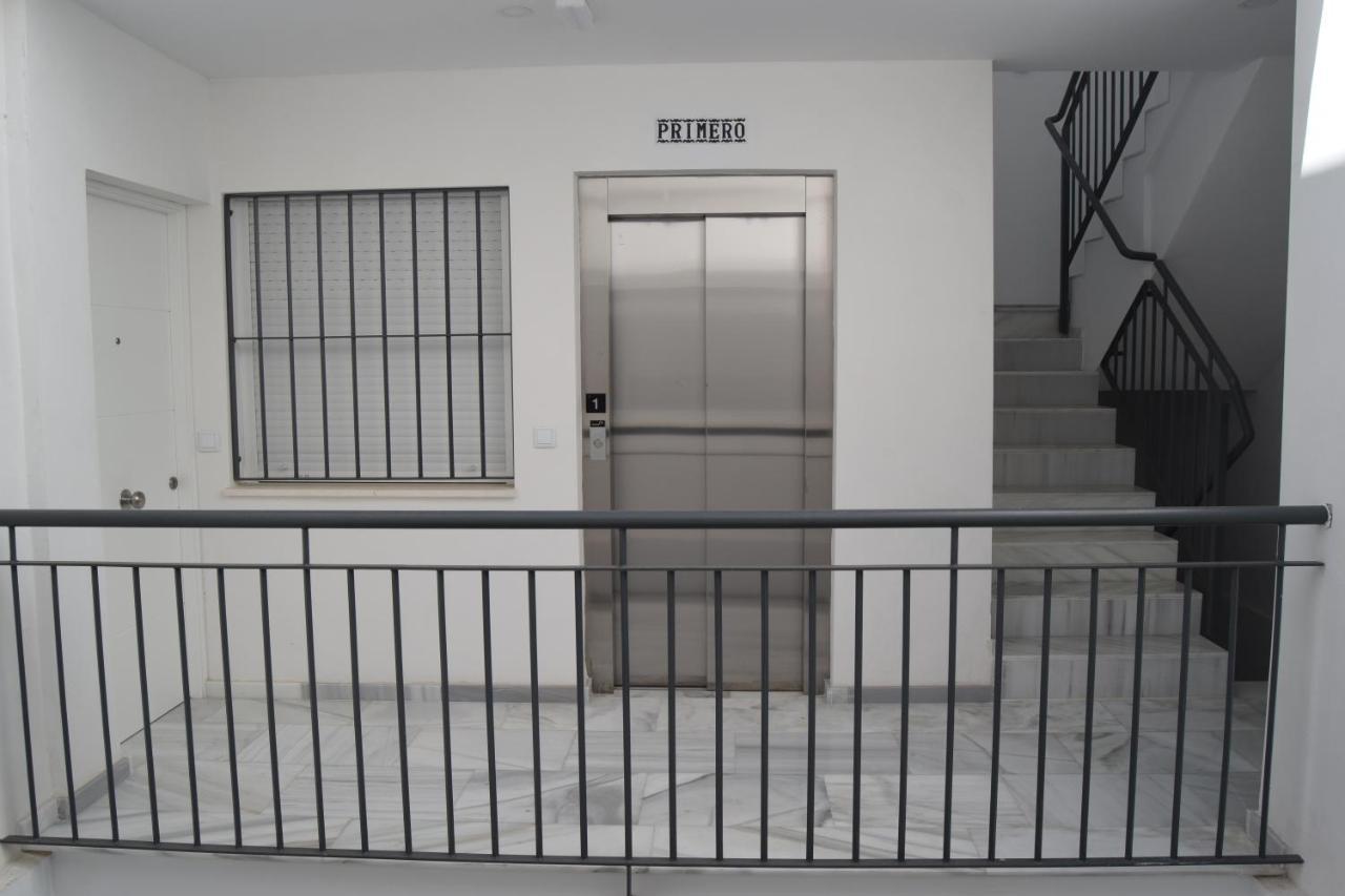 Arraviata Pe Apartment เซบีญา ภายนอก รูปภาพ